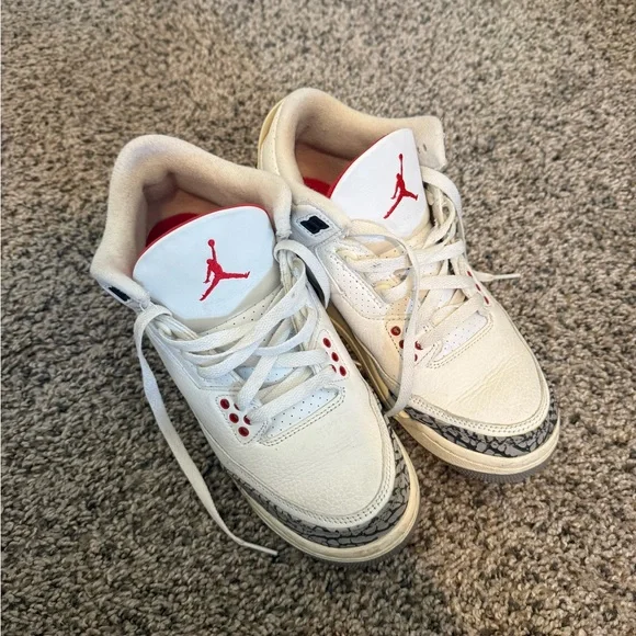 Air Jordan 3 Retro GS ‘White Cement Reimagined’ 7.5 W - Picture 2 of 8
